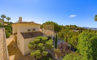 A beautiful villa combining privacy, luxury and comfort.